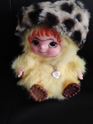 Wakuku żółty bryloczek