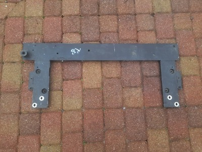 Балка усилитель audi r8 pod радиатор фото №1