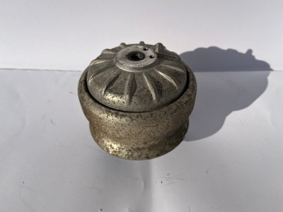 PODUSZKA SILNIKA MERCEDES 124 W124 W201 190 1242401717