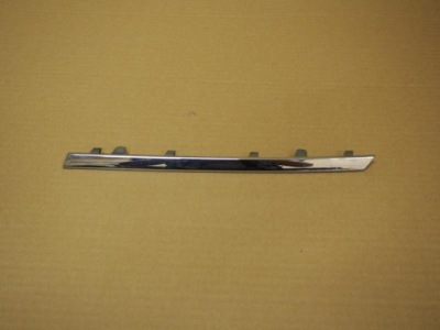 Молдинг решітка хром mercedes w245 lift a1698881385 фото №1