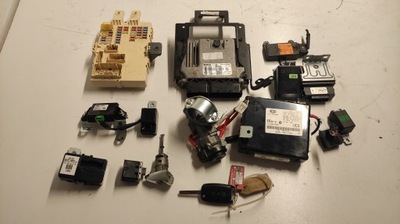 Kia sportage iii 2.0 crdi бортовий комп'ютер набір стартовий 10-15 фото №1