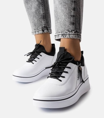 Białe sneakersy na niskiej koturnie Mathieu rozmiar 37