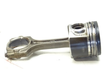 Поршень з шатун honda cr-v iii 2.2 i-ctdi n22a2 фото №1