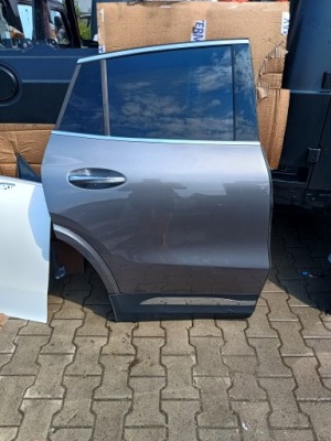 Mercedes 247 gla двері правий задня фото №1