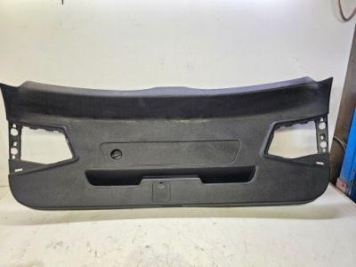 Обивка крышки задняя правая audi q3 f3 83a867979a фото №1