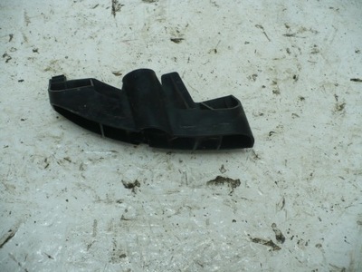 Кронштейн бампера правий задня lexus ct200h фото №1