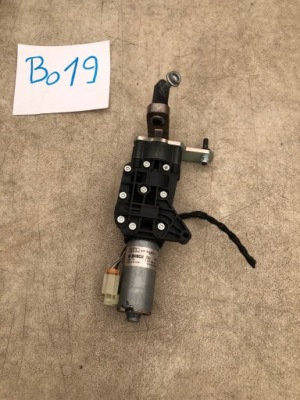 Двигун el кришки 4m0827852a audi q7 фото №1