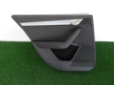 Octavia iii hb liftback обшивка дверь задний правый фото №1