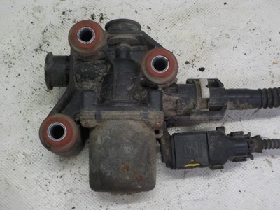 Iveco stralis клапан adblue фото №1