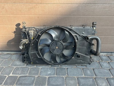 Opel zafira c pas передний комплект радиатор cdti фото №1