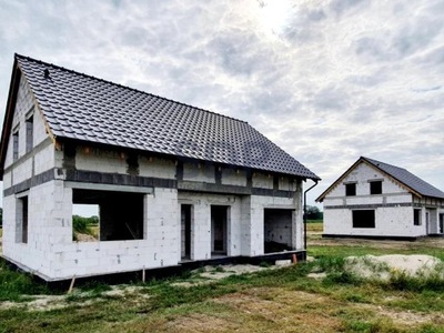 Dom, Jelcz-Laskowice, 135 m²