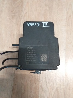 Toyota yaris iii насос abs блок керування фото №1