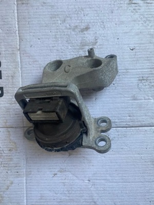 Кронштейн подушка двигуна nissan qashqai 11211 4ba0a фото №1