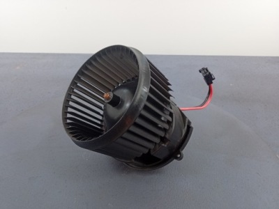 Bmw 1 f40 f44 f48 повітродувка повітря 9297752 фото №1