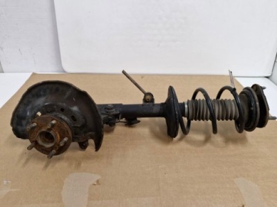 Toyota matrix 2 ii e140 амортизационная стойка правый поворотный кулак правая ступица амортизатор фото №1