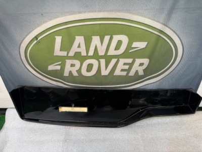 Land rover discovery 5 накладка задняя крышки багажника my4213418d фото №1