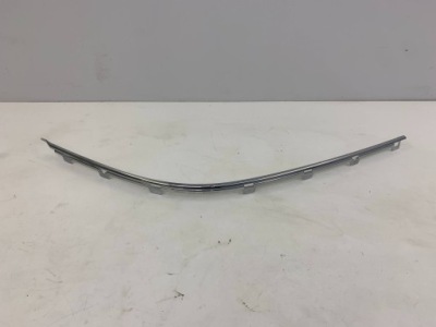 Молдинг хром захист бампера права перед bmw e39 8226556 фото №1