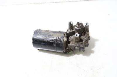 MOTOR LIMPIAPARABRISAS PARTE DELANTERA AUDI A4 B5  