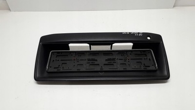 Space wagon 98-02r накладка с крышки фото №1