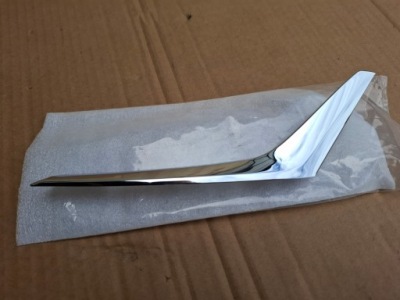 Молдинг декоративна хром бампера перед bmw g20 g21 права фото №1