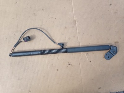 Привод крышки левый audi a7 5g8827851f фото №1