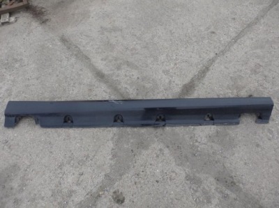 Молдинг порог правая mercedes ml w166 amg a1666980854 фото №1