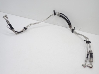 Патрубок шланг трубка кондиціонера 1032423-00-e tesla model x l2s 18r фото №1