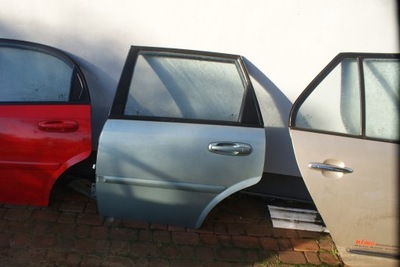 Chevrolet Nubira kombi drzwi lewe tył