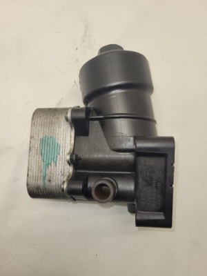 Основа фільтра оливи vw caddy golf vi cay 1.6 tdi фото №1