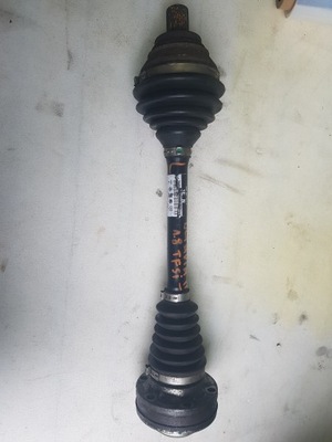 Привідний вал привідна ліва skoda octavia ii 1.8 tfsi фото №1