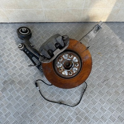 Поворотный кулак передняя правая land rover discovery v 3.0 дизель 2017 rok фото №1