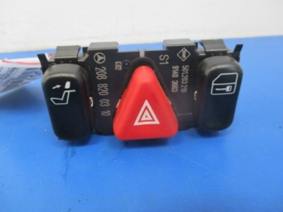 Mercedes clk c208 выключатель аварийных 2088200310 фото №1