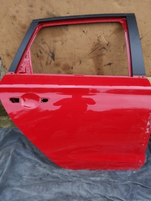 Hyundai i30 iii hb двері правий задня задні 2017- фото №1