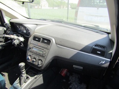 Grande punto консоль панель приладів приладова фото №1