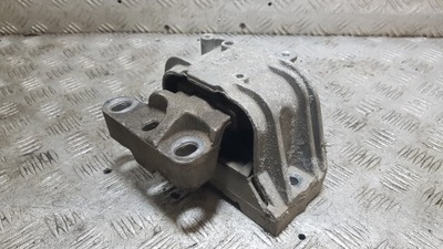 Подушка двигателя volkswagen passat b7 фото №1