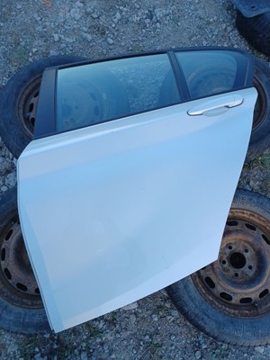 Bmw 1 e87 дверь левая задняя задние полный фото №1