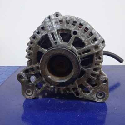 Seat altea 1.4 tsi генератор 0369030 фото №1