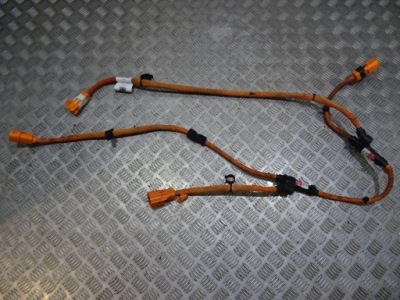 Audi e-tron шланг живильний 4kl971059a фото №1