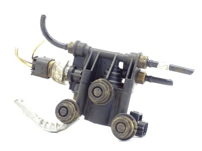 Клапан підвіска розподільник land rover discovery iii rvh000046 фото №1