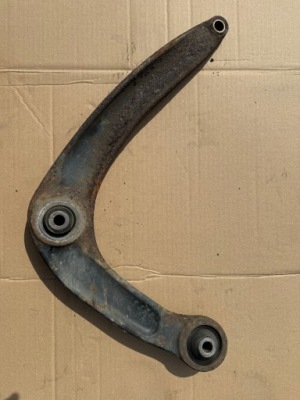 Важіль лівий citroen ds5 2.0 hdi 884981 фото №1