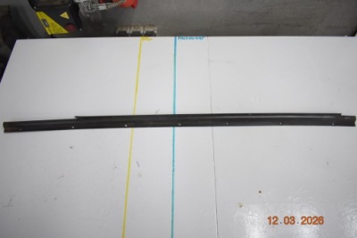 Накладка порог внутренняя правый перед mercedes w110 w111 фото №1