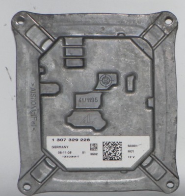 Модуль led преобразователь maserati quattroporte 5 lift 1307329228 оригинальный номер фото №1