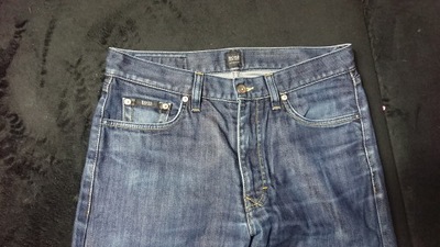 spodnie HUGO BOSS 32/32 super jeansy STRETCH