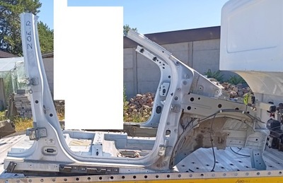 Renault zoe четверть перед правая лонжерон блок двигателя средний правый фото №1