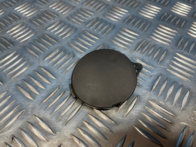 Dacia dokker 12r заглушка передній бампера фаркоп фото №1