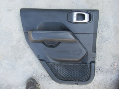 Jeep wrangler jl sahara 4d 2018 r. обшивка оббивка двері лівий задня фото №1