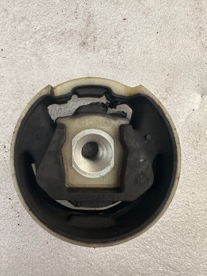 !подушка двигуна 5q0199868! фото №1