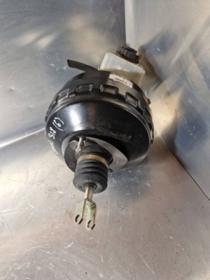 Bmw 3 e36 насос гальмівна 1.6 бензин фото №1