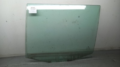 Скло лівий задня skoda ocatvia 01r kombi фото №1