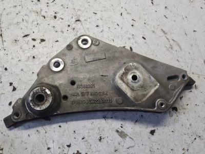 Opel cascada cabrio правая кронштейн кронштейн подрамник подрамник 13369391 фото №1